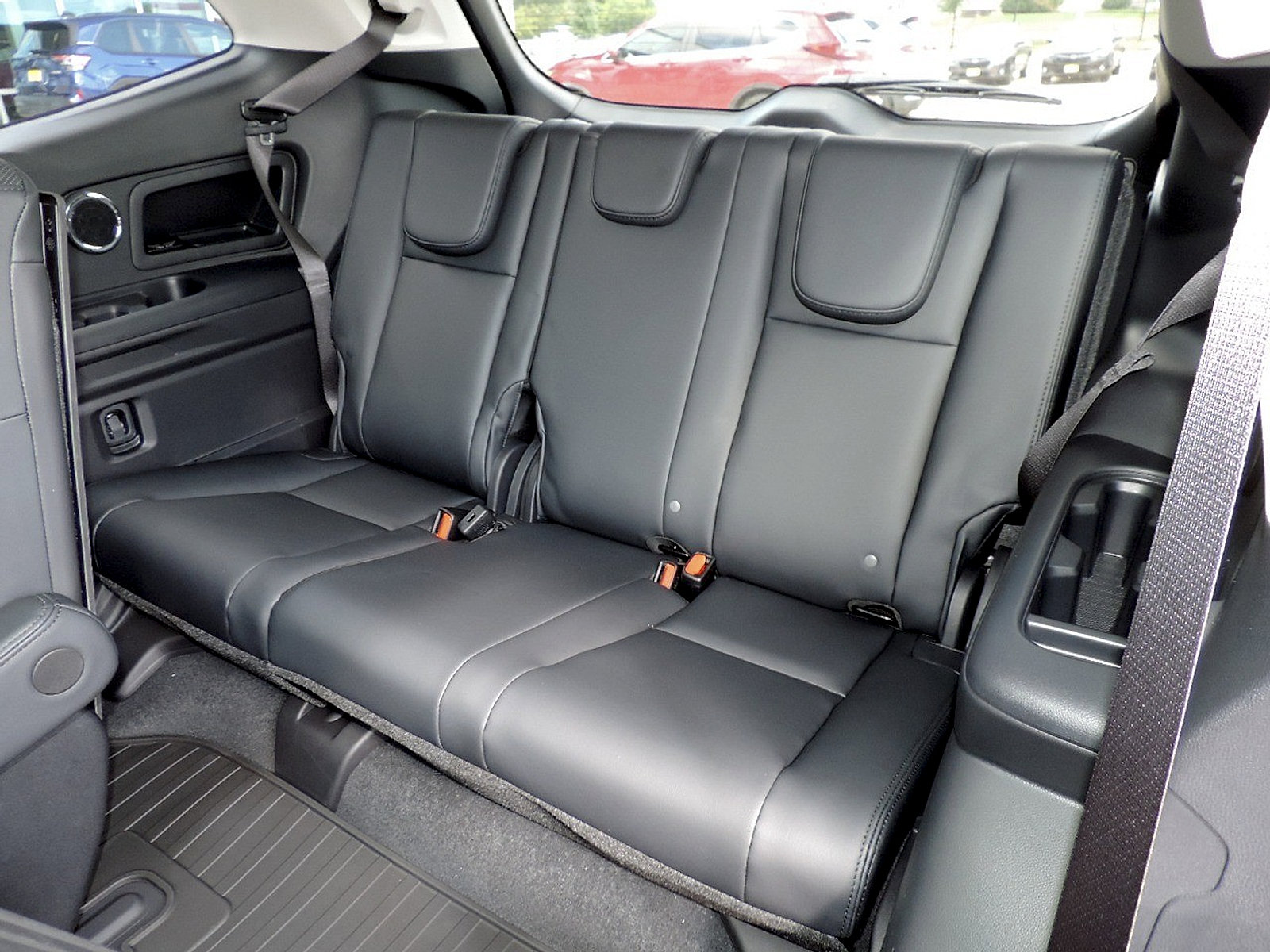 Certified 2025 Subaru Ascent Bronze Edition AWD/4WD image 17
