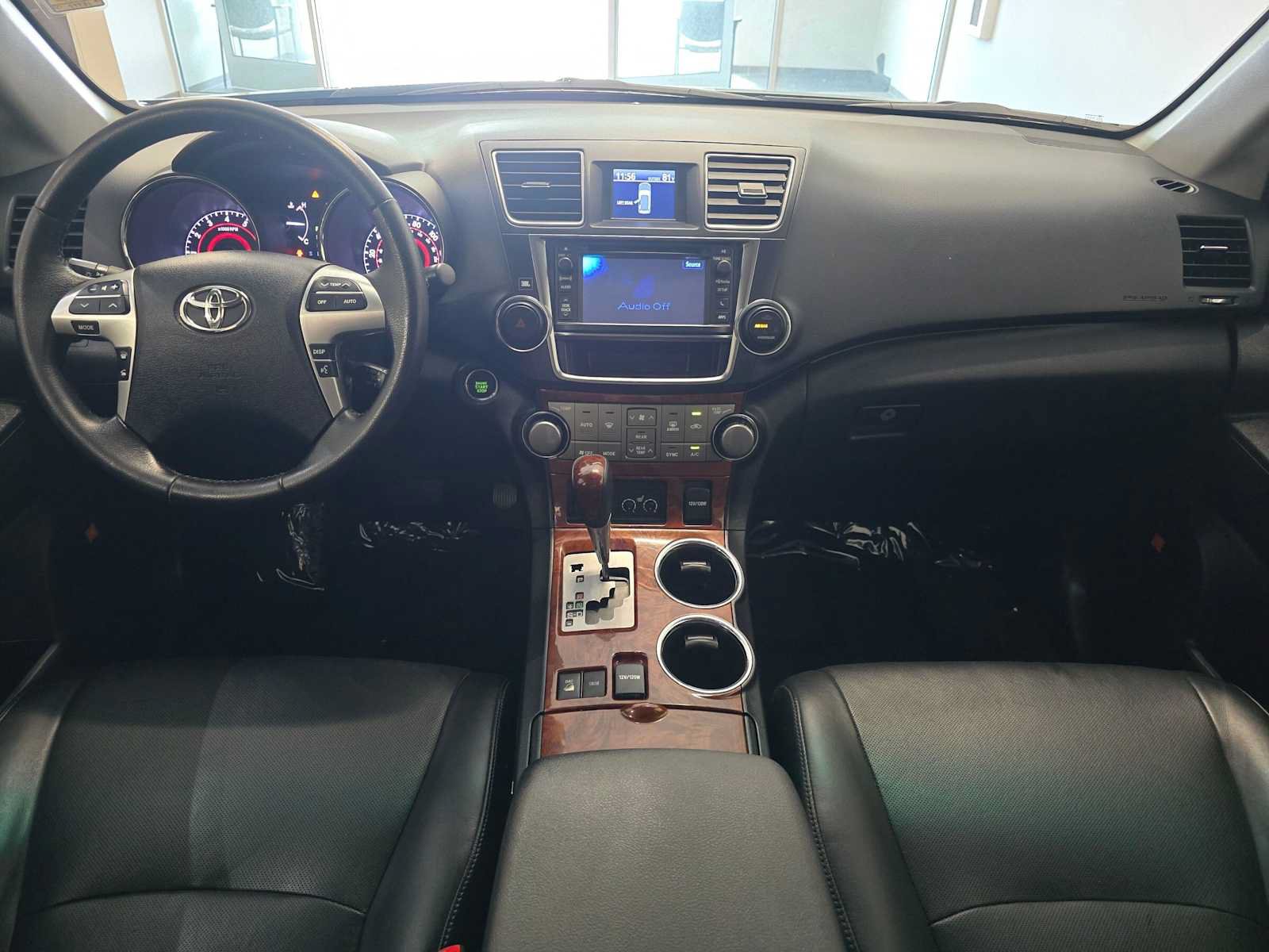 Used 2013 Toyota Highlander Limited AWD/4WD image 10