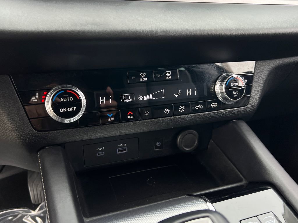 Used 2023 Mitsubishi Outlander SEL image 26