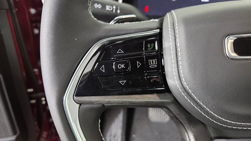 New 2025 Jeep Grand Cherokee Overland w/ Luxury Tech Group IV image 17