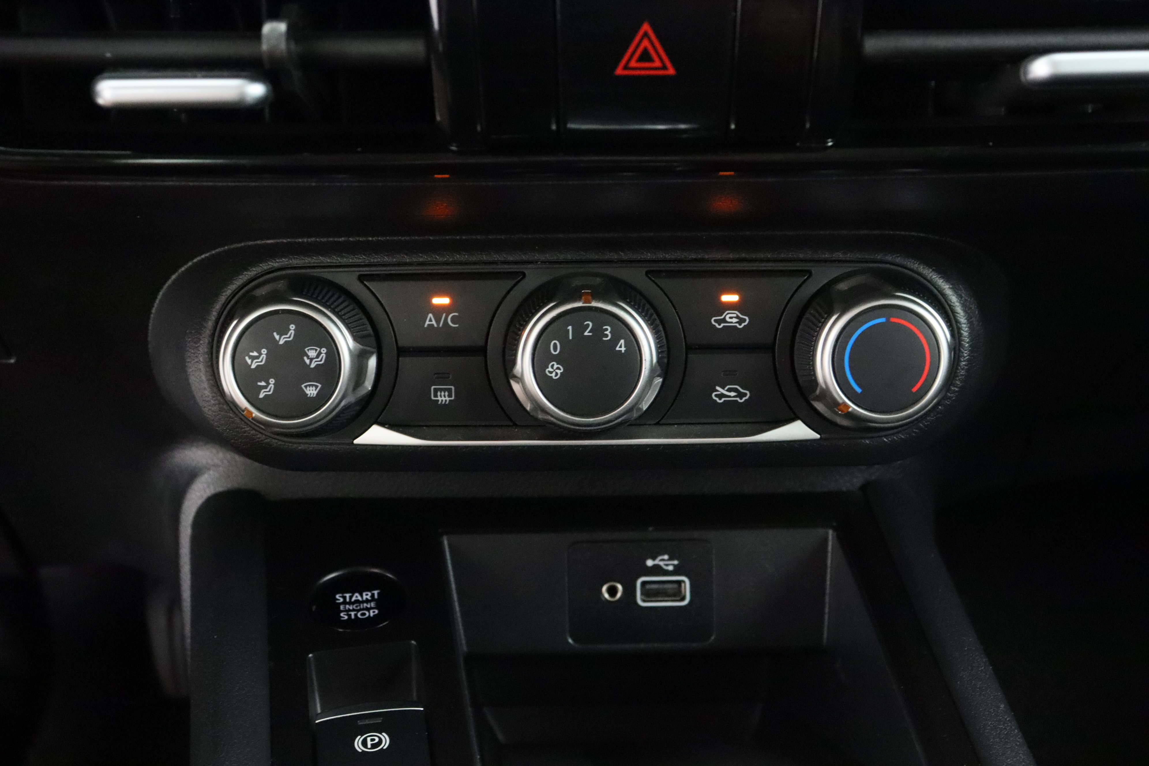 Used 2025 Nissan Kicks S FWD image 19