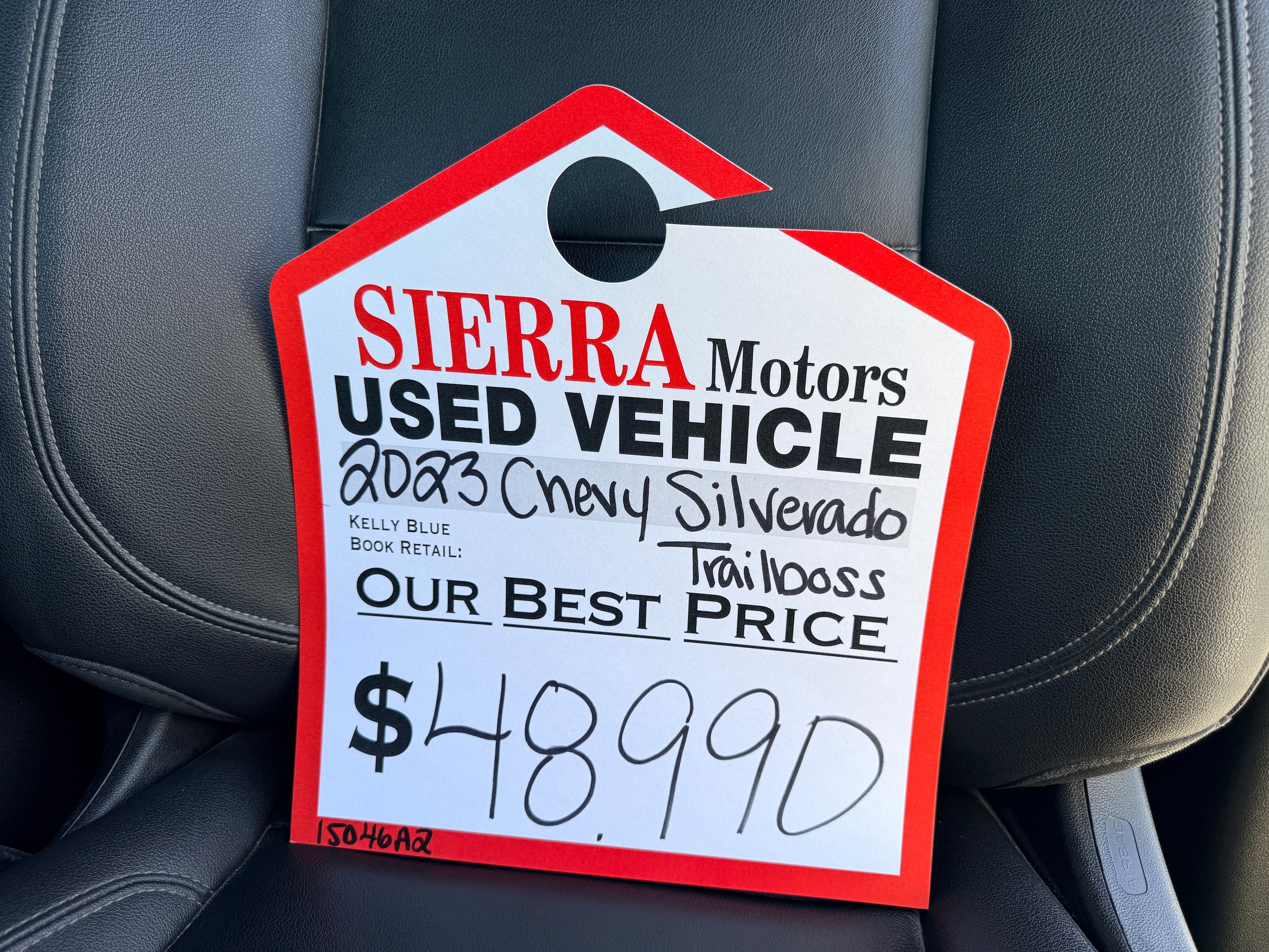 Used 2023 Chevrolet Silverado 1500 LT Trail Boss w/ LT Trail Boss Premium Package AWD/4WD image 9
