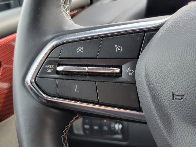 Used 2024 Chevrolet Traverse Z71 w/ LPO, Floor Liner Package AWD/4WD image 15