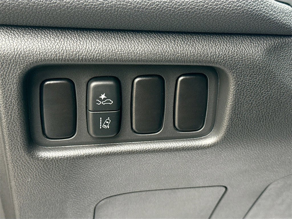 New 2026 Mitsubishi Outlander Sport LE image 10