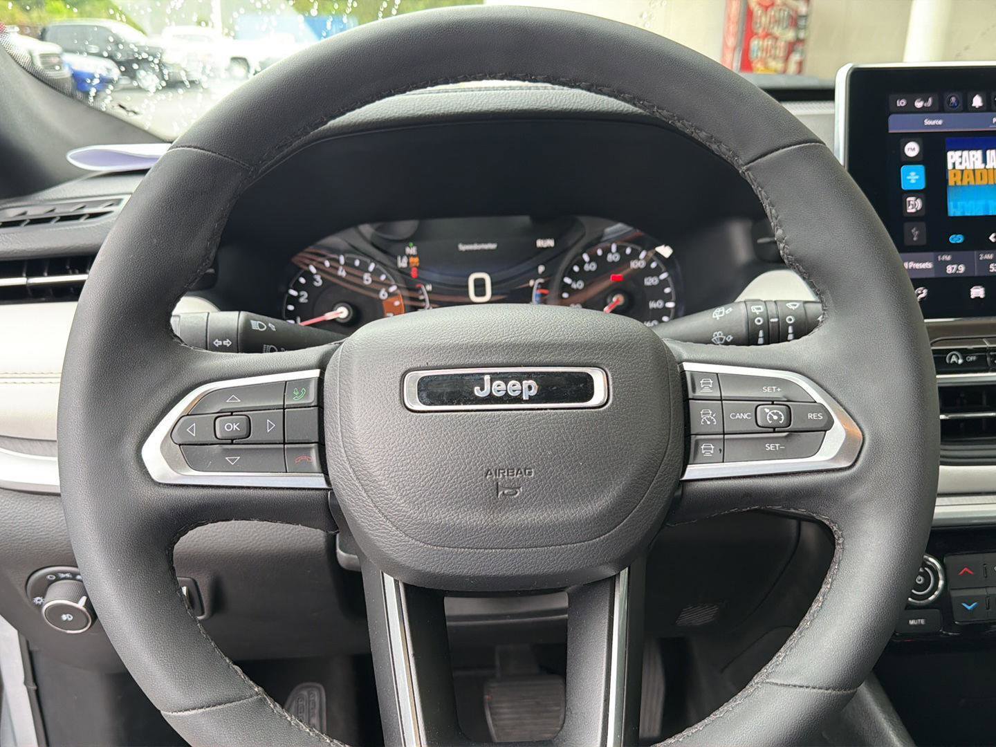 Used 2025 Jeep Compass Limited AWD/4WD image 19