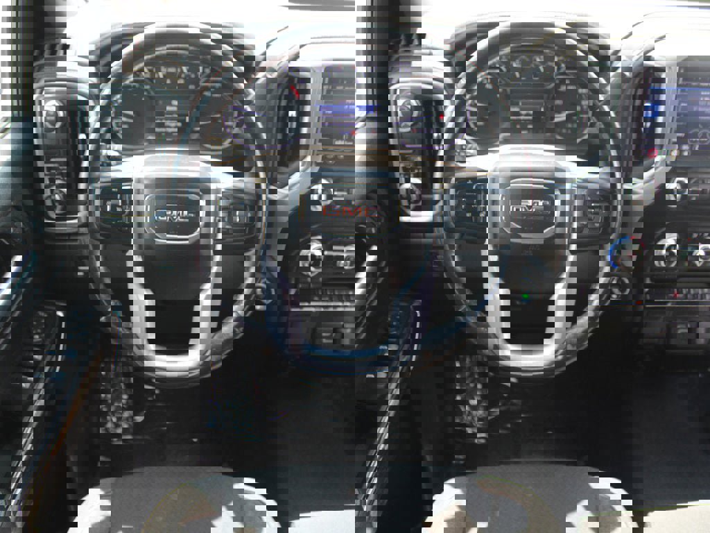 Used 2020 GMC Sierra 1500 Elevation w/ Elevation Value Package image 5