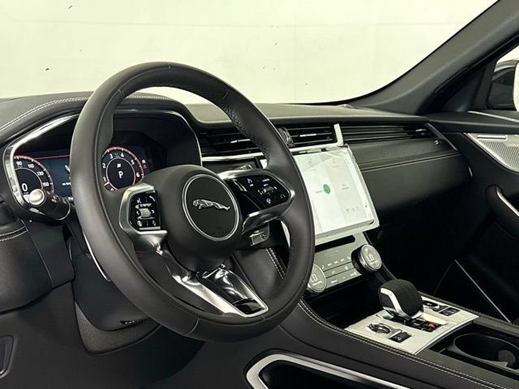 New 2026 Jaguar F-PACE R-Dynamic S AWD/4WD image 43