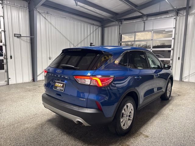 Used 2022 Ford Escape SE image 21