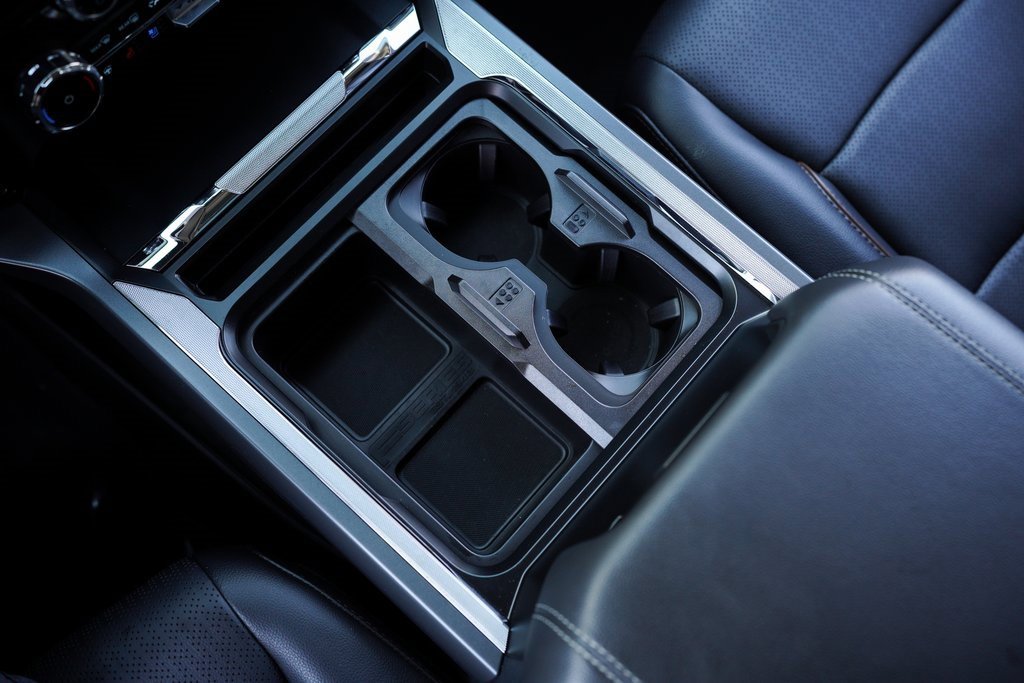 Used 2025 Ford F350 Lariat image 35