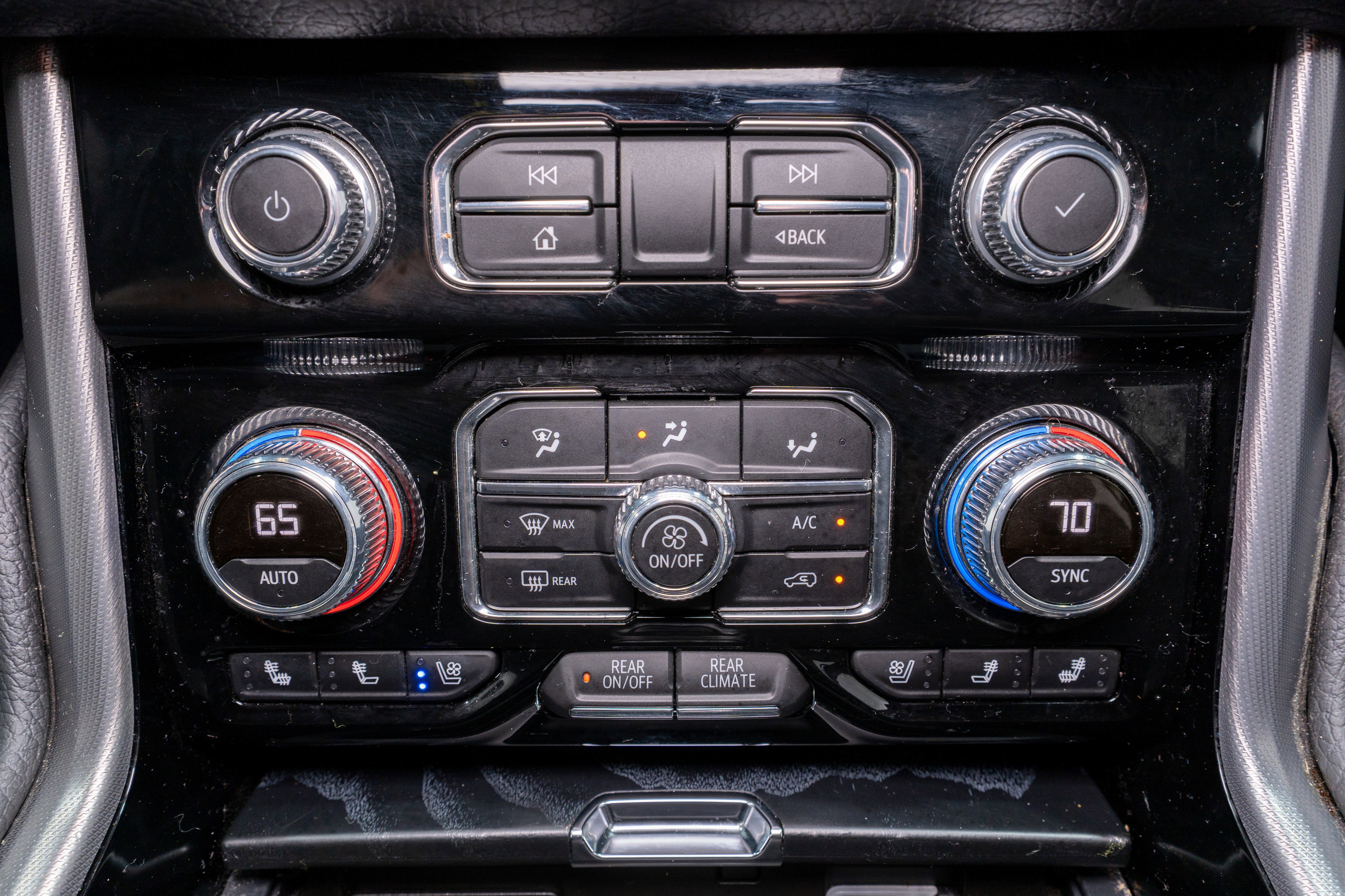 Used 2022 GMC Yukon Denali image 22