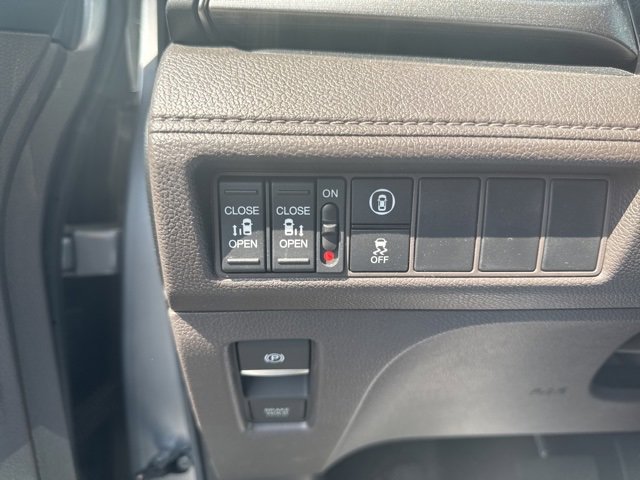 Used 2024 Honda Odyssey EX image 13