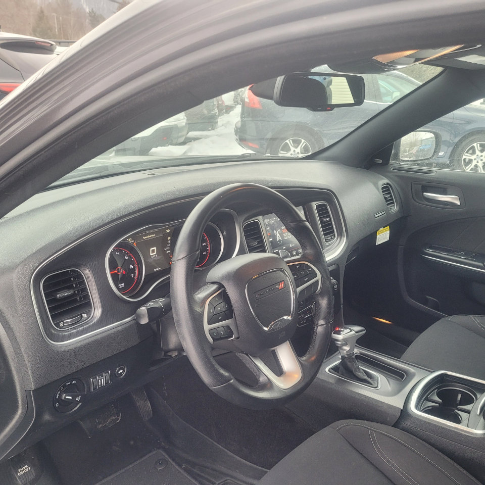 Used 2018 Dodge Charger GT image 12