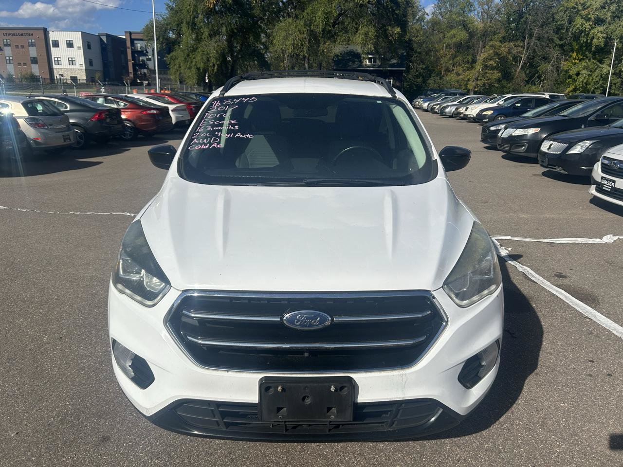 Used 2017 Ford Escape SE w/ Equipment Group 201A AWD/4WD image 2
