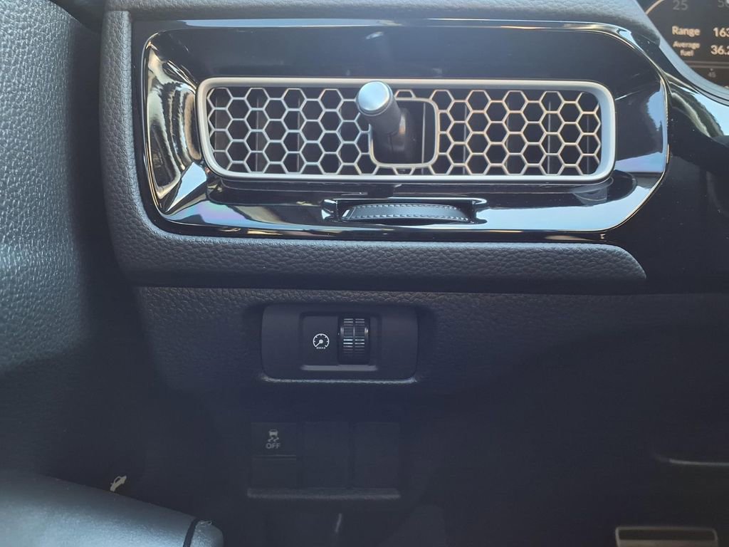 Used 2025 Honda Civic Sport image 18