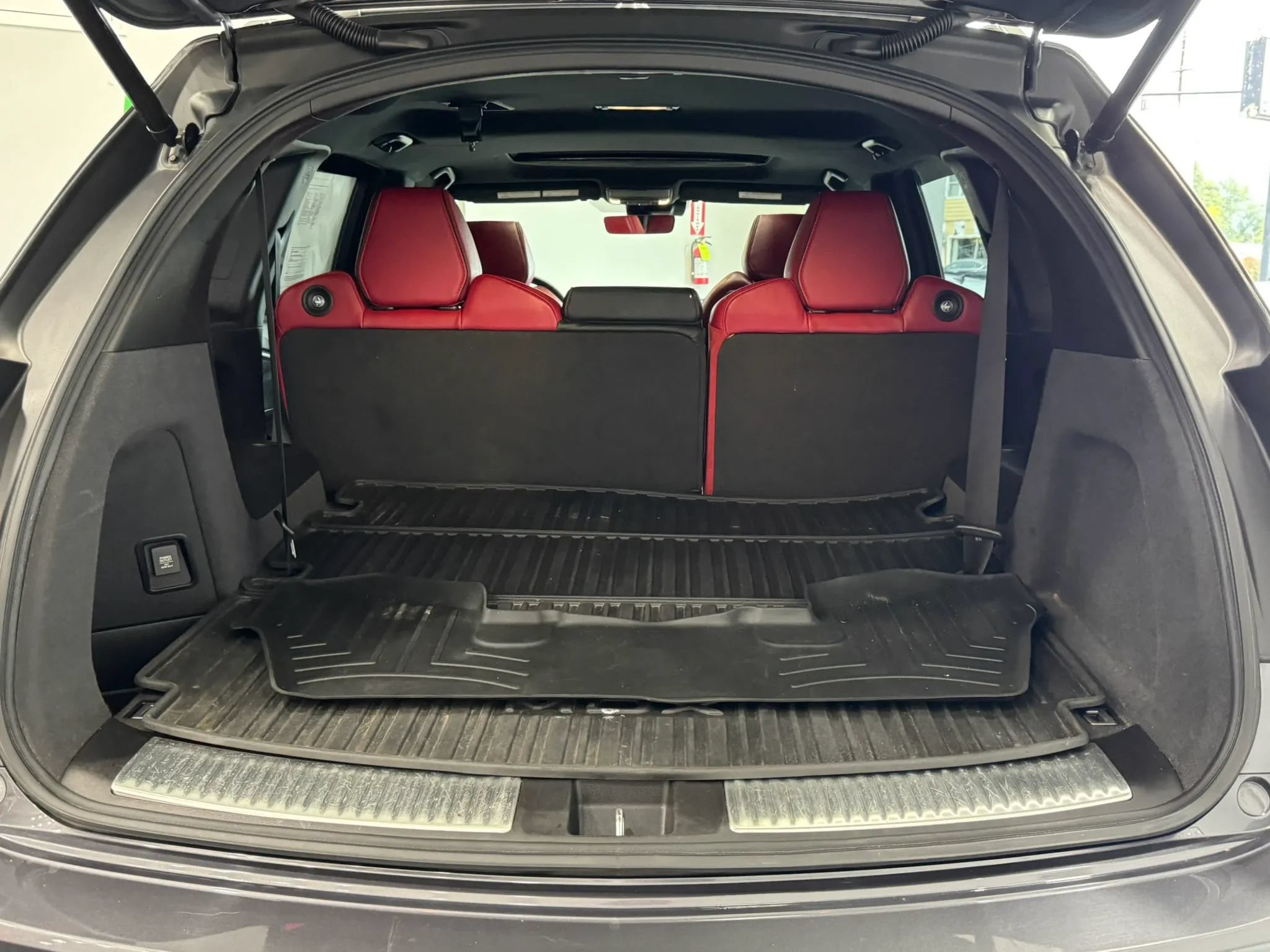 Used 2019 Acura MDX w/ Technology Package AWD/4WD image 35