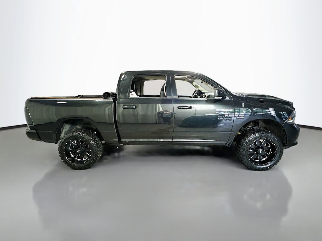 Used 2016 RAM 1500 Sport w/ Black Ram 1500 Sport Group AWD/4WD image 9