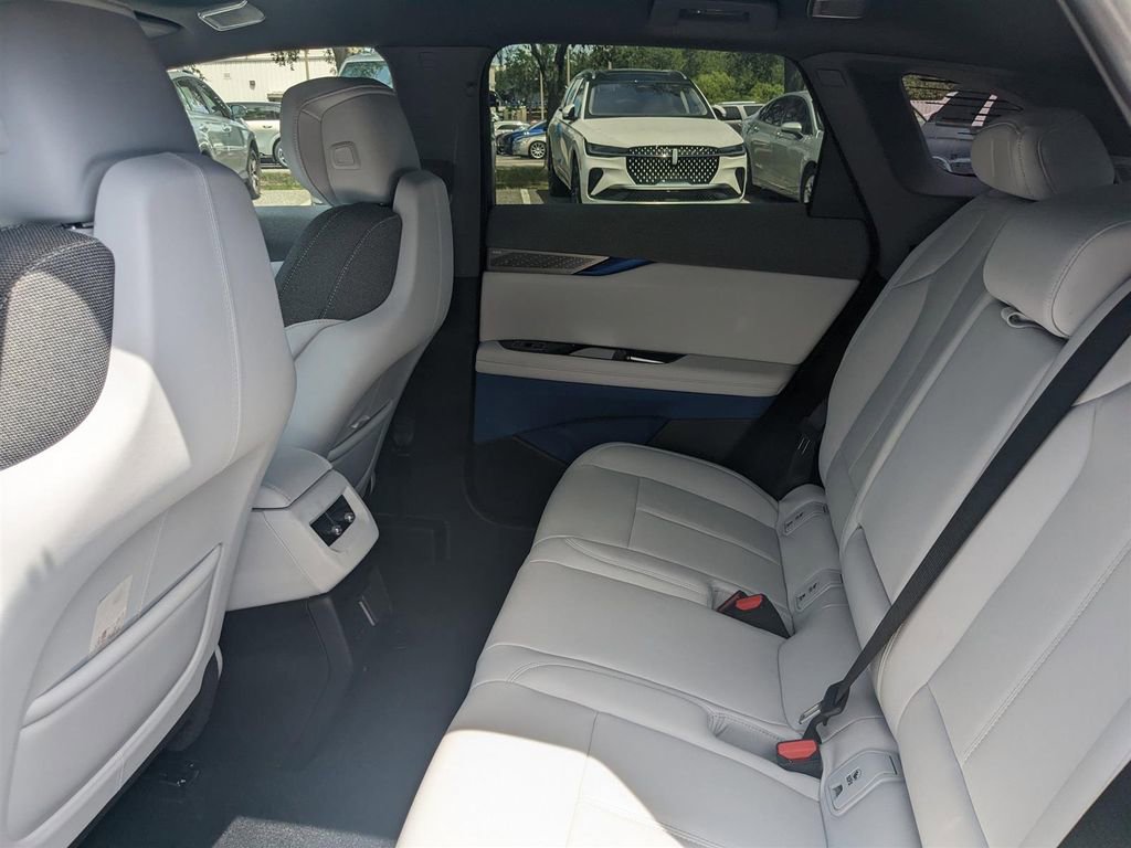 New 2025 Cadillac Optiq Luxury 1 image 12