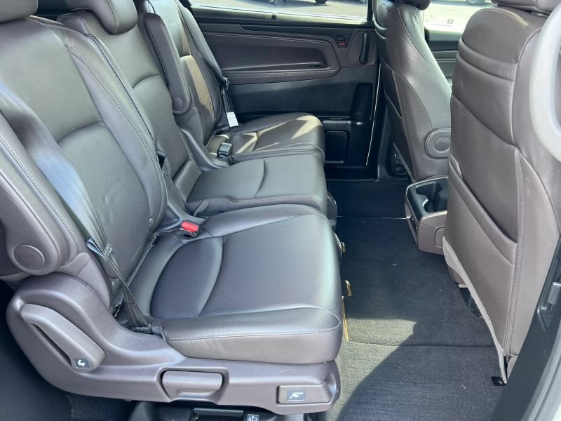 Used 2020 Honda Odyssey Touring image 9