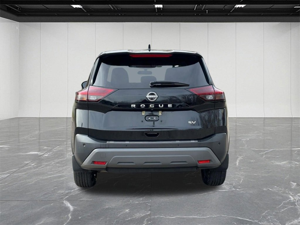 Used 2022 Nissan Rogue SV image 4