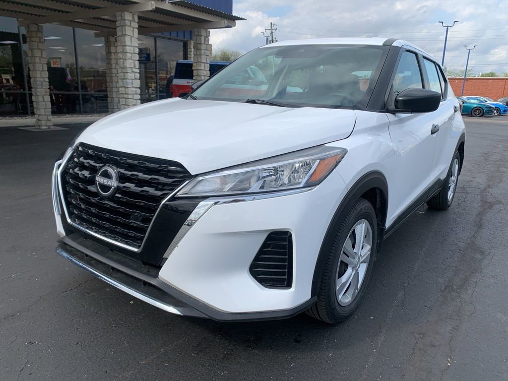 Used 2024 Nissan Kicks S image 7