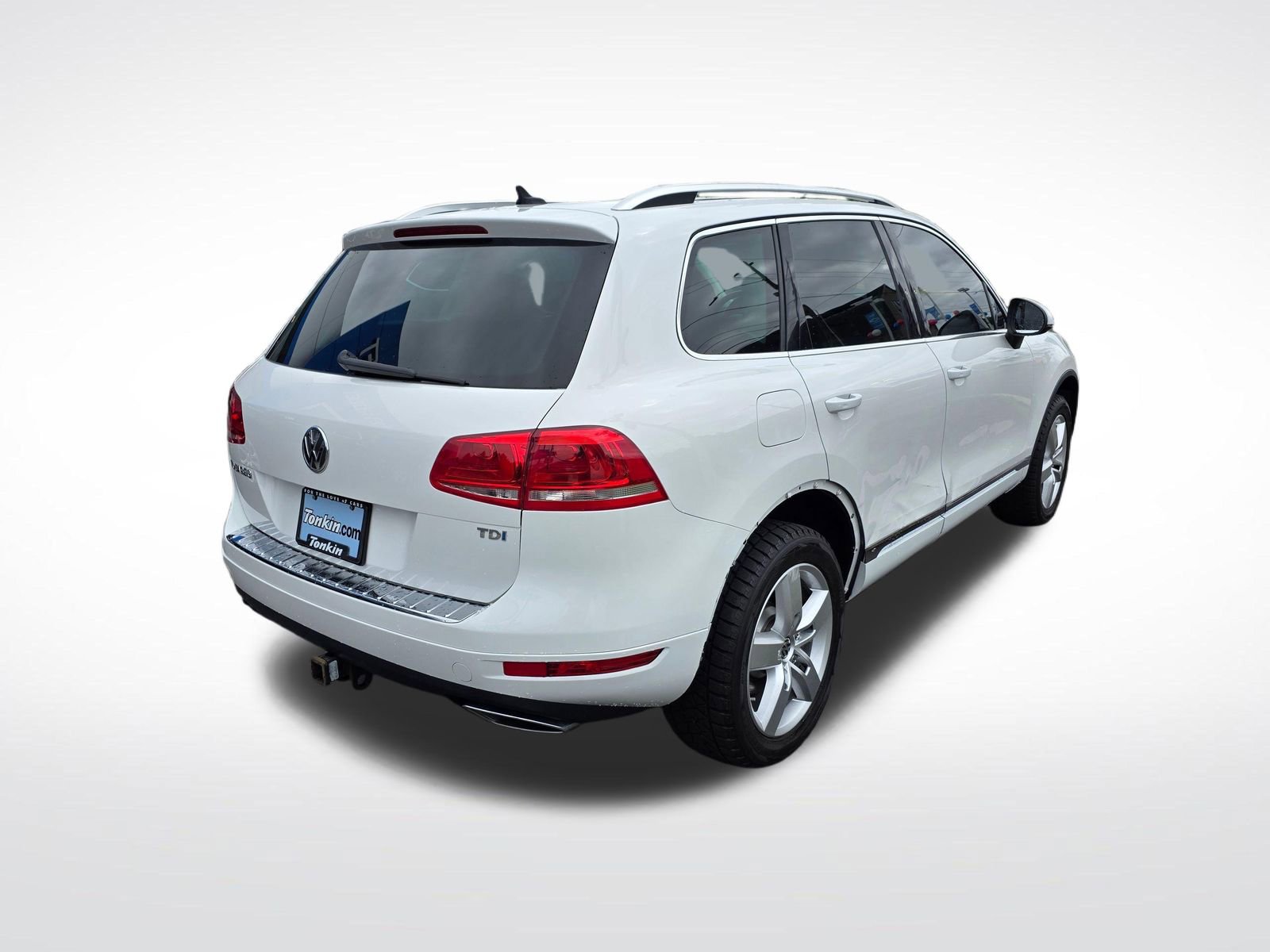 Used 2014 Volkswagen Touareg TDI AWD/4WD image 5