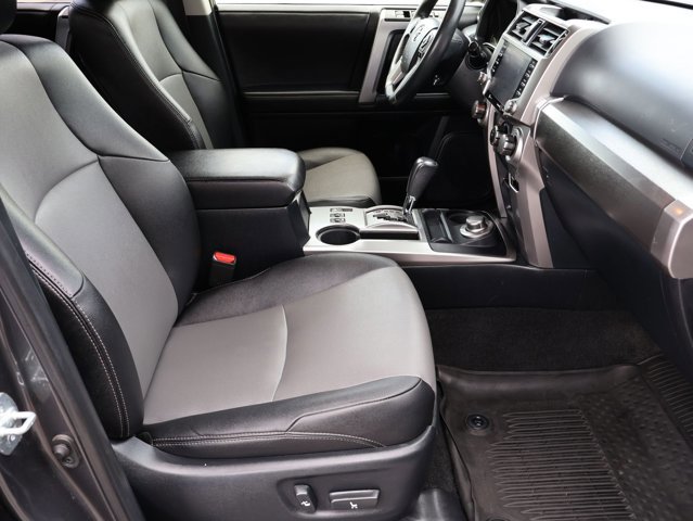 Used 2020 Toyota 4Runner SR5 Premium w/ Moonroof Package AWD/4WD image 26