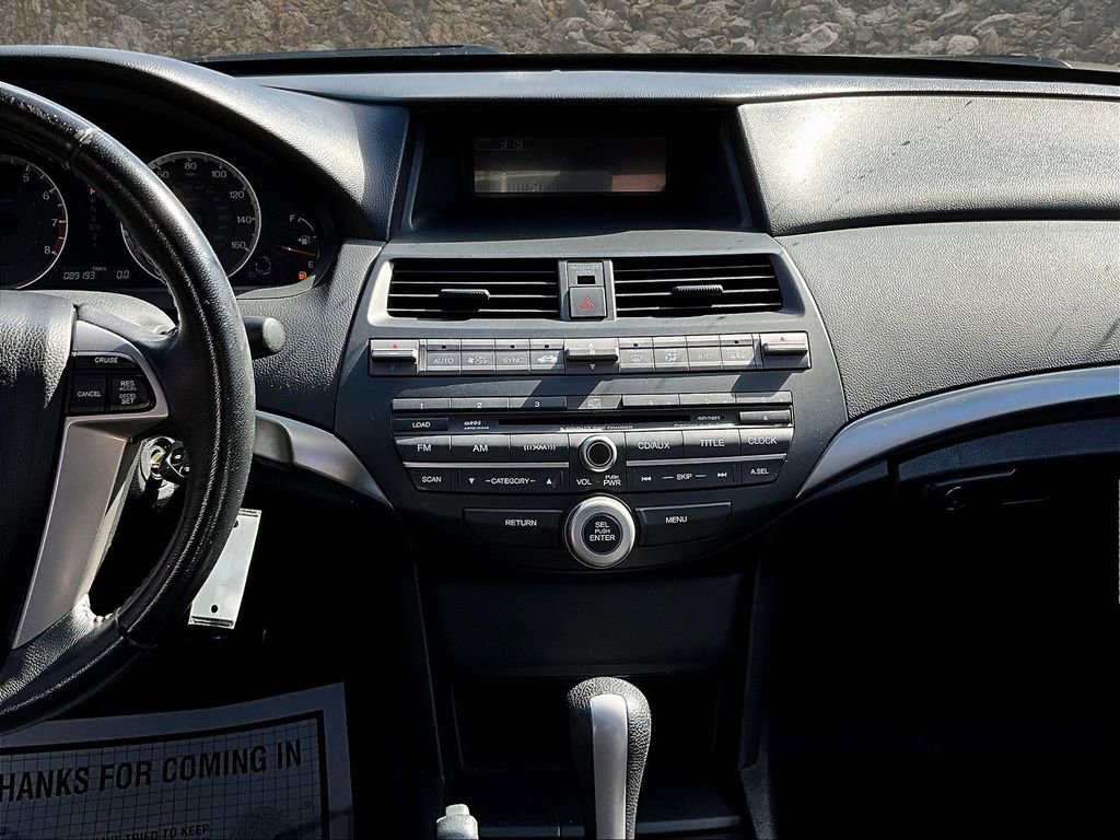 Used 2010 Honda Accord EX-L image 6
