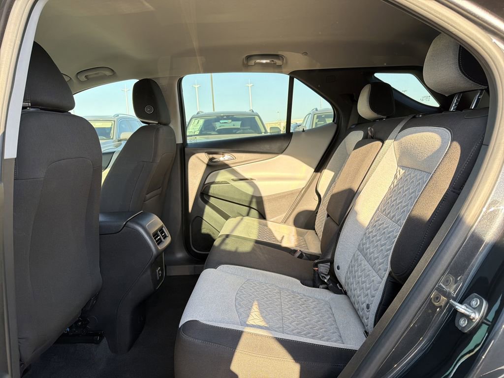 Used 2022 Chevrolet Equinox LS image 13