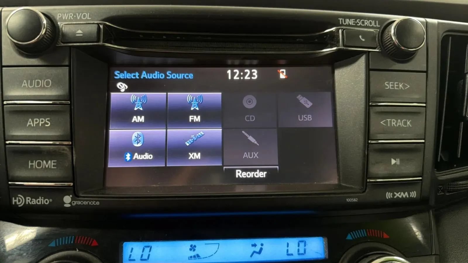 Used 2016 Toyota RAV4 XLE AWD/4WD image 15