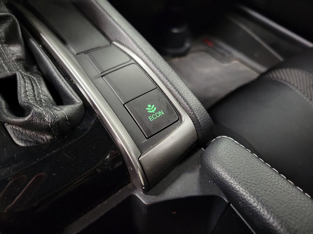 Used 2020 Honda Civic EX-L image 15