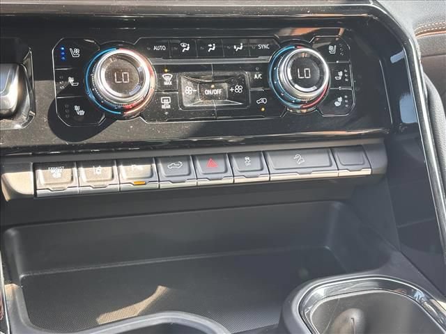 New 2026 GMC Sierra 2500 AT4 w/ Technology Package AWD/4WD image 35