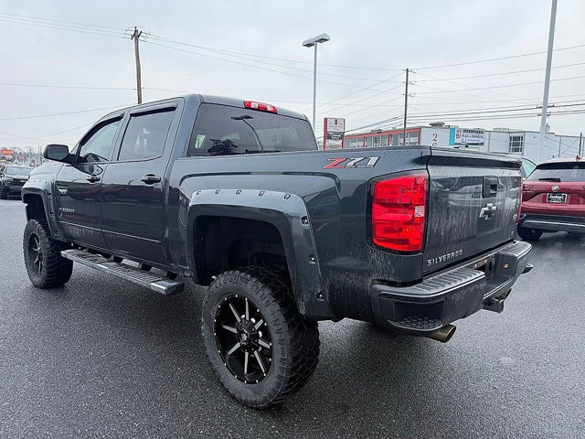 Used 2018 Chevrolet Silverado 1500 LT w/ All Star Edition image 6