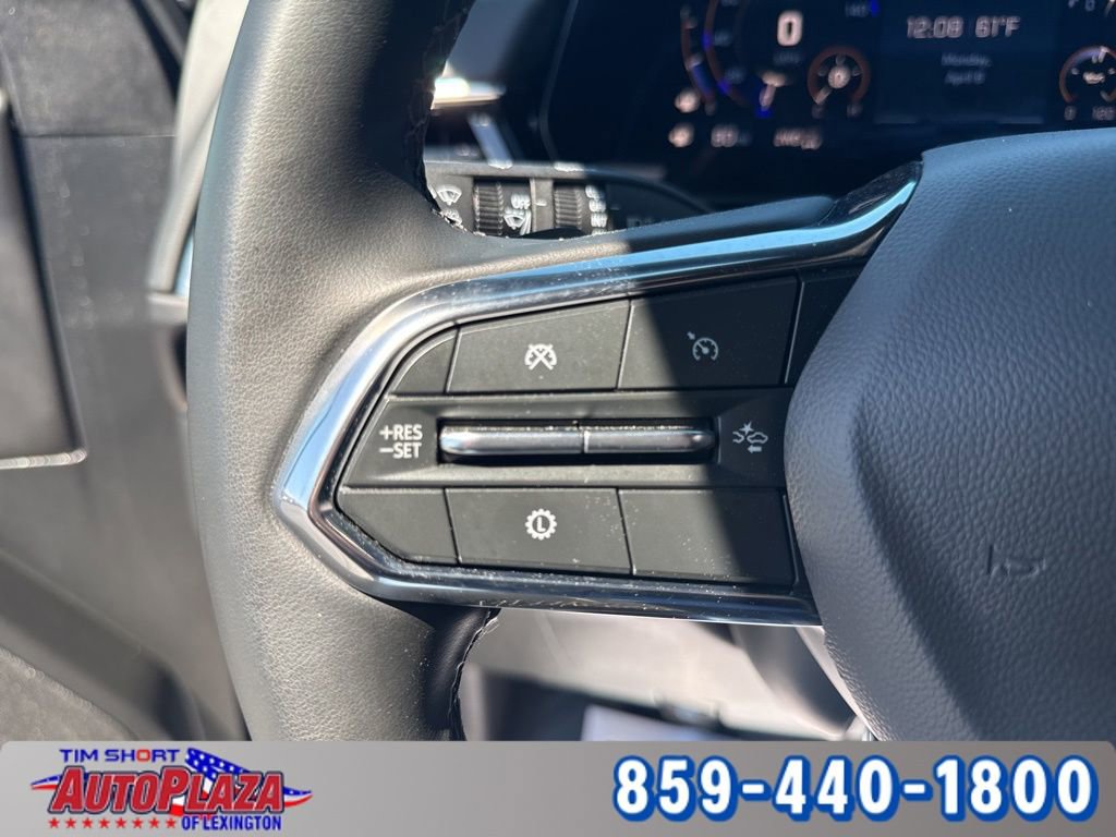 Used 2025 Chevrolet Tahoe Z71 AWD/4WD image 18