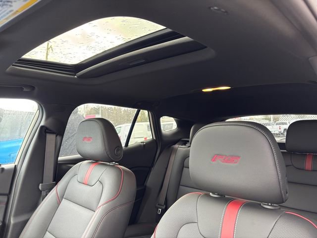 New 2026 Chevrolet Trax RS w/ Sunroof Package FWD image 27