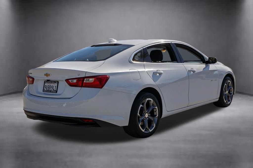 Used 2023 Chevrolet Malibu LT FWD image 4