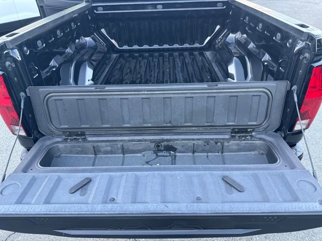 Used 2023 Chevrolet Colorado LT w/ LT Convenience Package II image 28