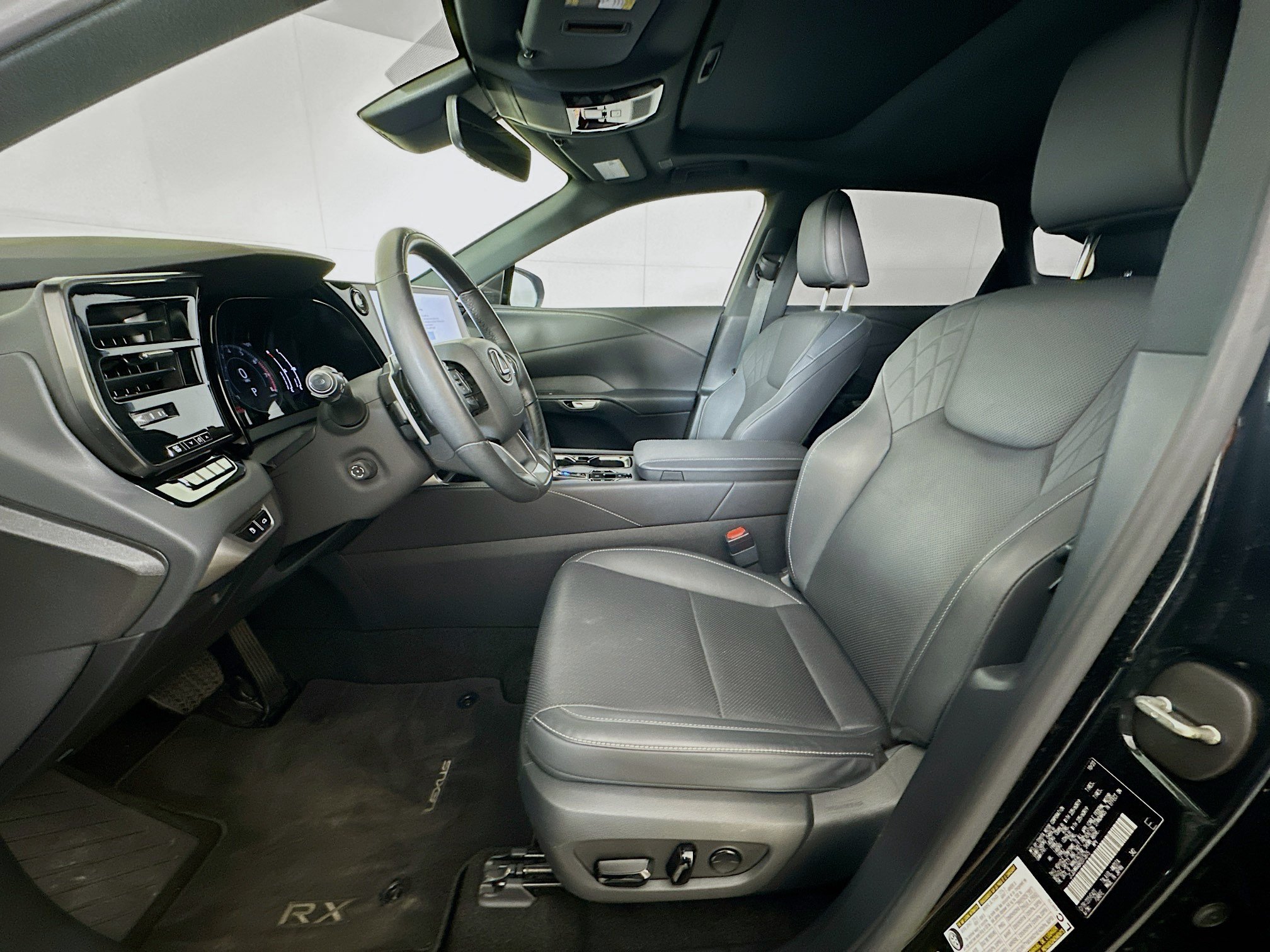 Used 2024 Lexus RX 350 Premium w/ Accessory Package (Z1) FWD image 13