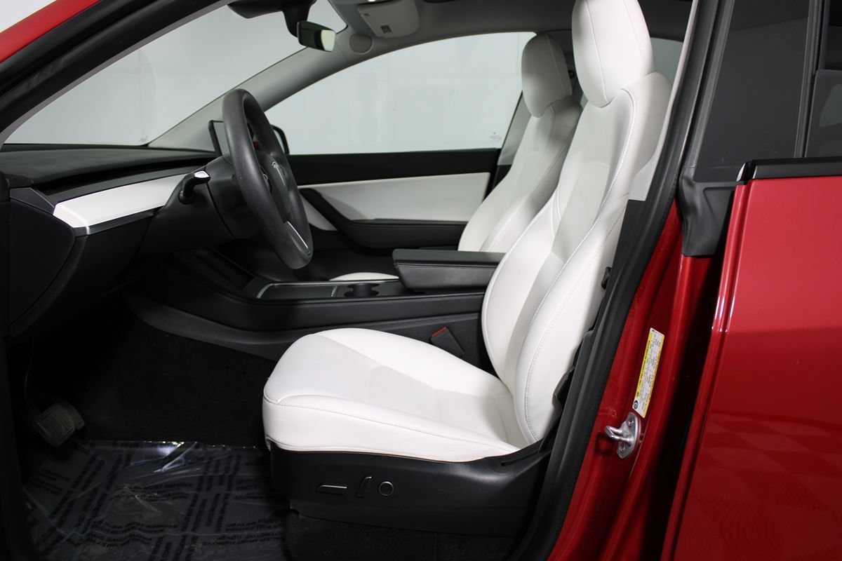 Used 2022 Tesla Model Y Long Range AWD/4WD image 22