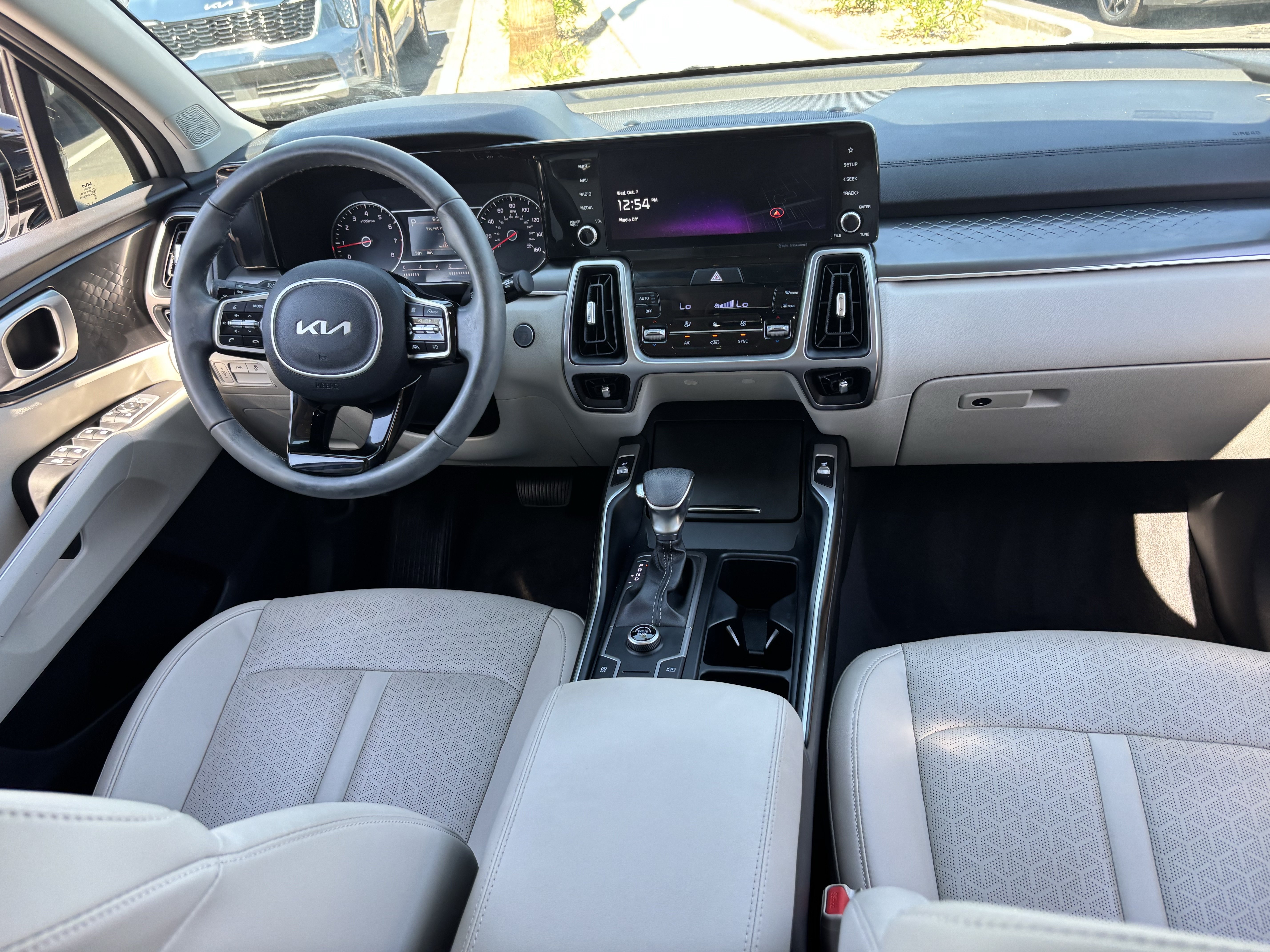 Certified 2023 Kia Sorento S w/ Panoramic Sunroof Package FWD image 13