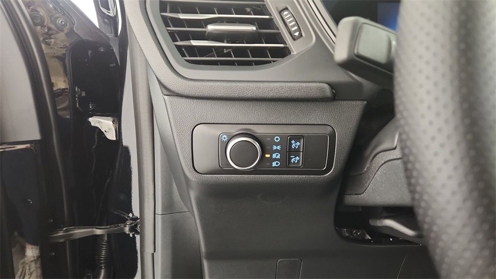 New 2026 Ford Escape ST-Line w/ Cold Weather Package image 20