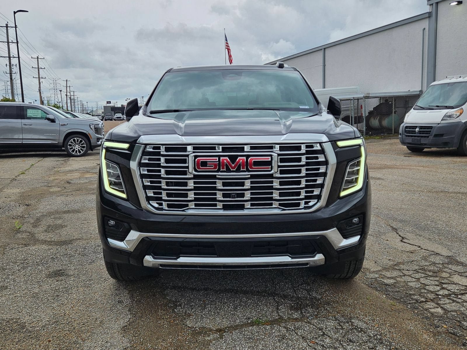 New 2026 GMC Yukon Denali AWD/4WD image 8