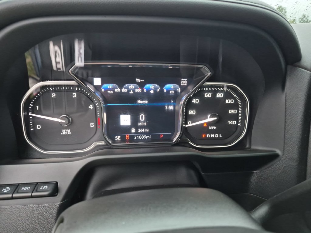 Used 2022 GMC Sierra 2500 AT4 w/ AT4 Premium Plus Package AWD/4WD image 17