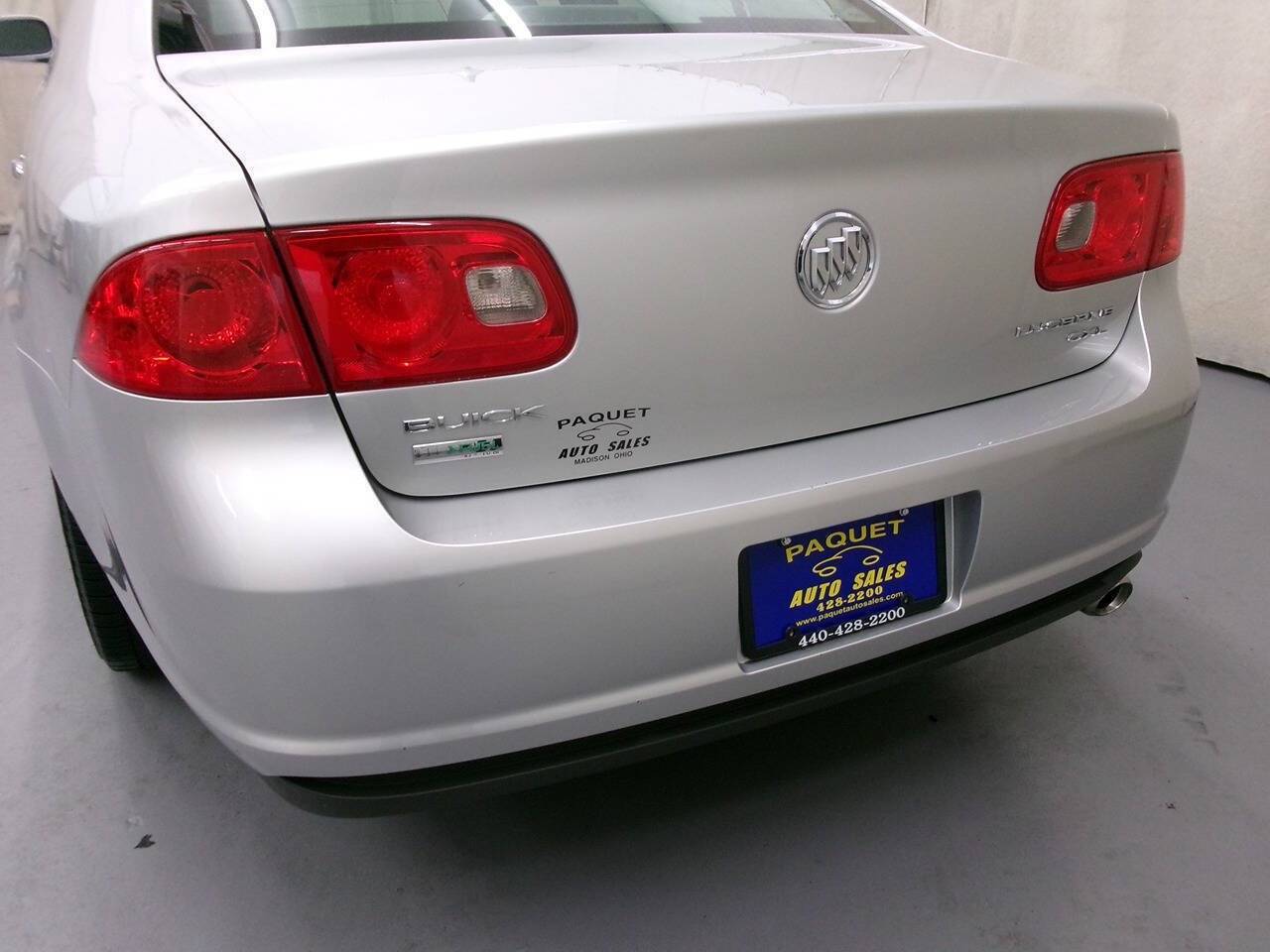 Used 2011 Buick Lucerne CXL FWD image 7