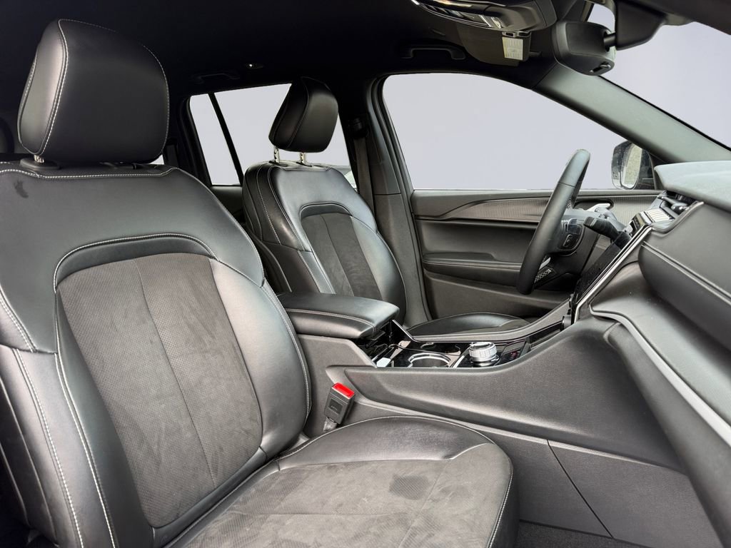 Certified 2023 Jeep Grand Cherokee Altitude image 20