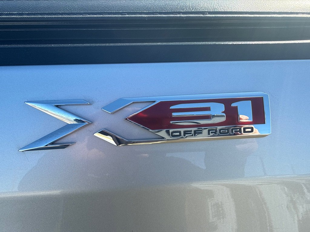 Used 2020 GMC Sierra 1500 SLT w/ SLT Premium Package AWD/4WD image 13
