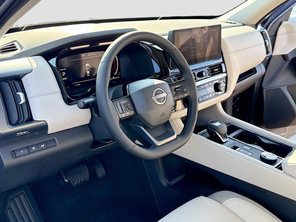 New 2026 Nissan Pathfinder SL AWD/4WD image 4