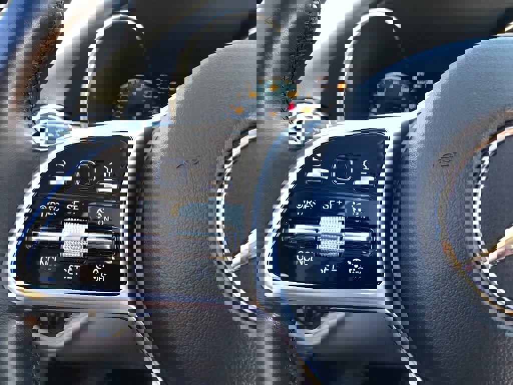 Used 2021 Mercedes-Benz C 300 4MATIC Sedan w/ Premium Package image 23