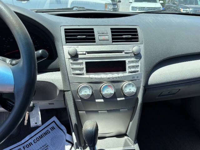 Used 2010 Toyota Camry FWD image 12