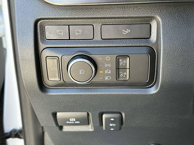 Used 2024 Ford F250 Lariat image 17