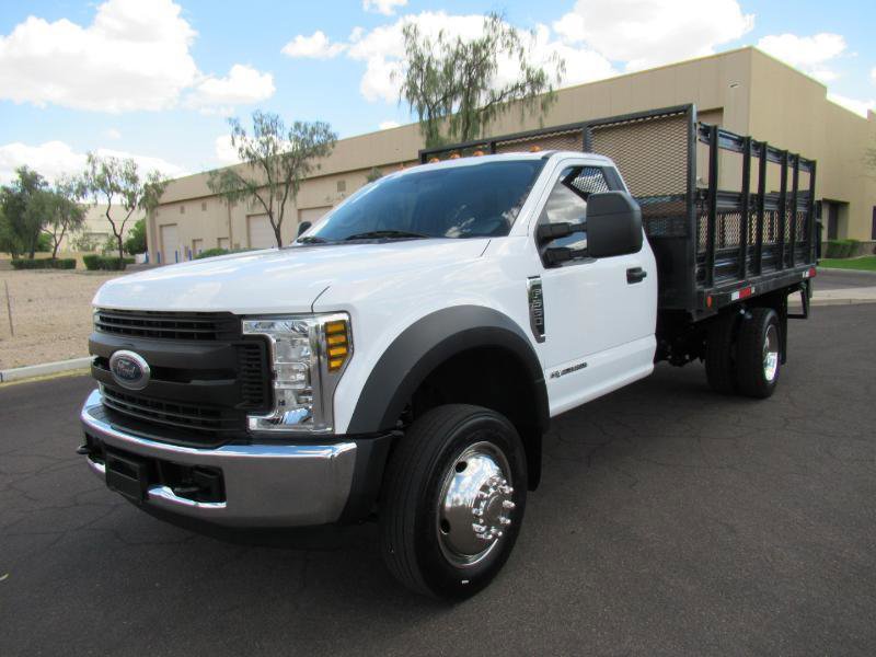 Used 2019 Ford F550 2WD Regular Cab Super Duty image 3